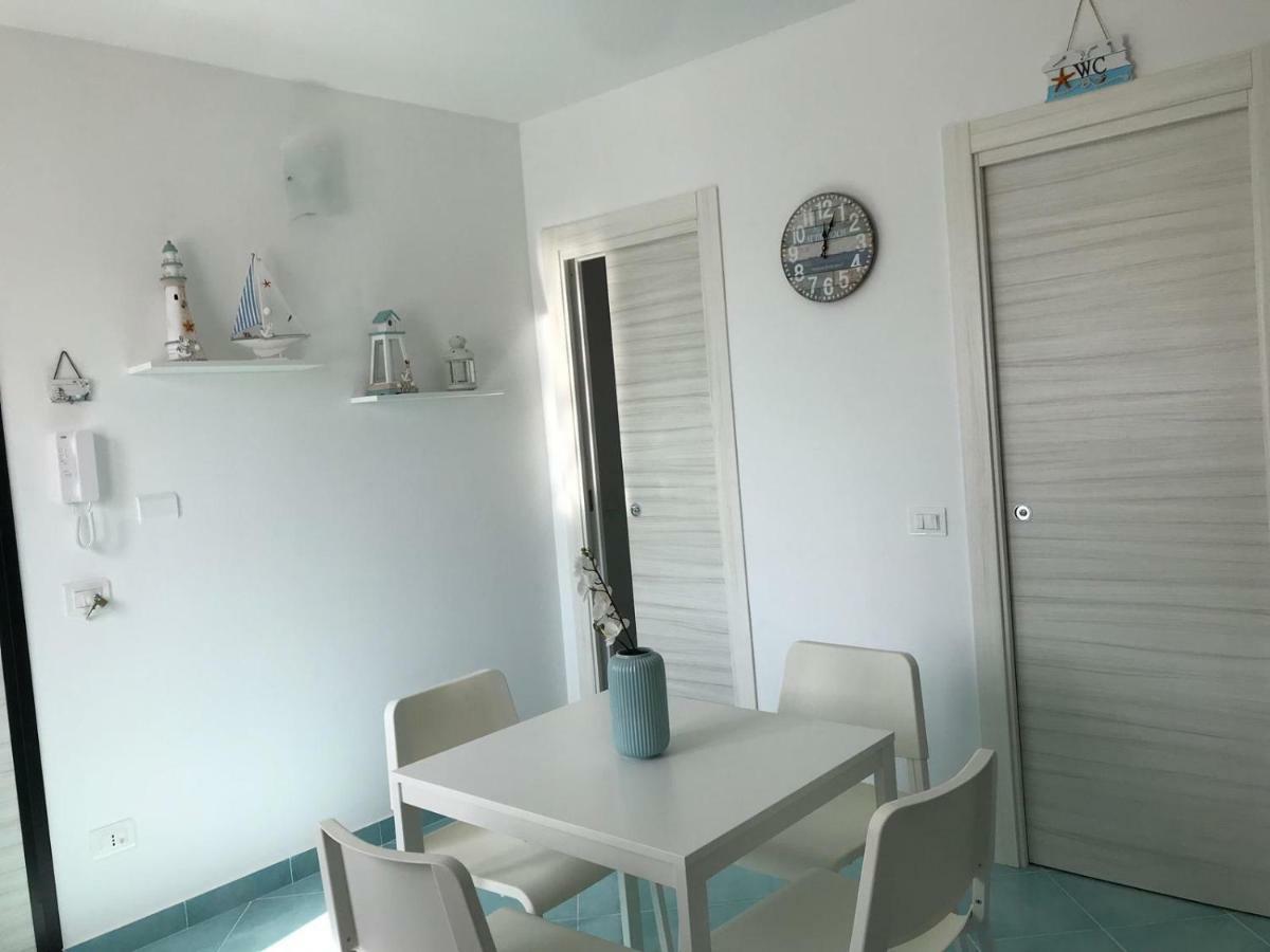 La Casa Di Fronte La Di *